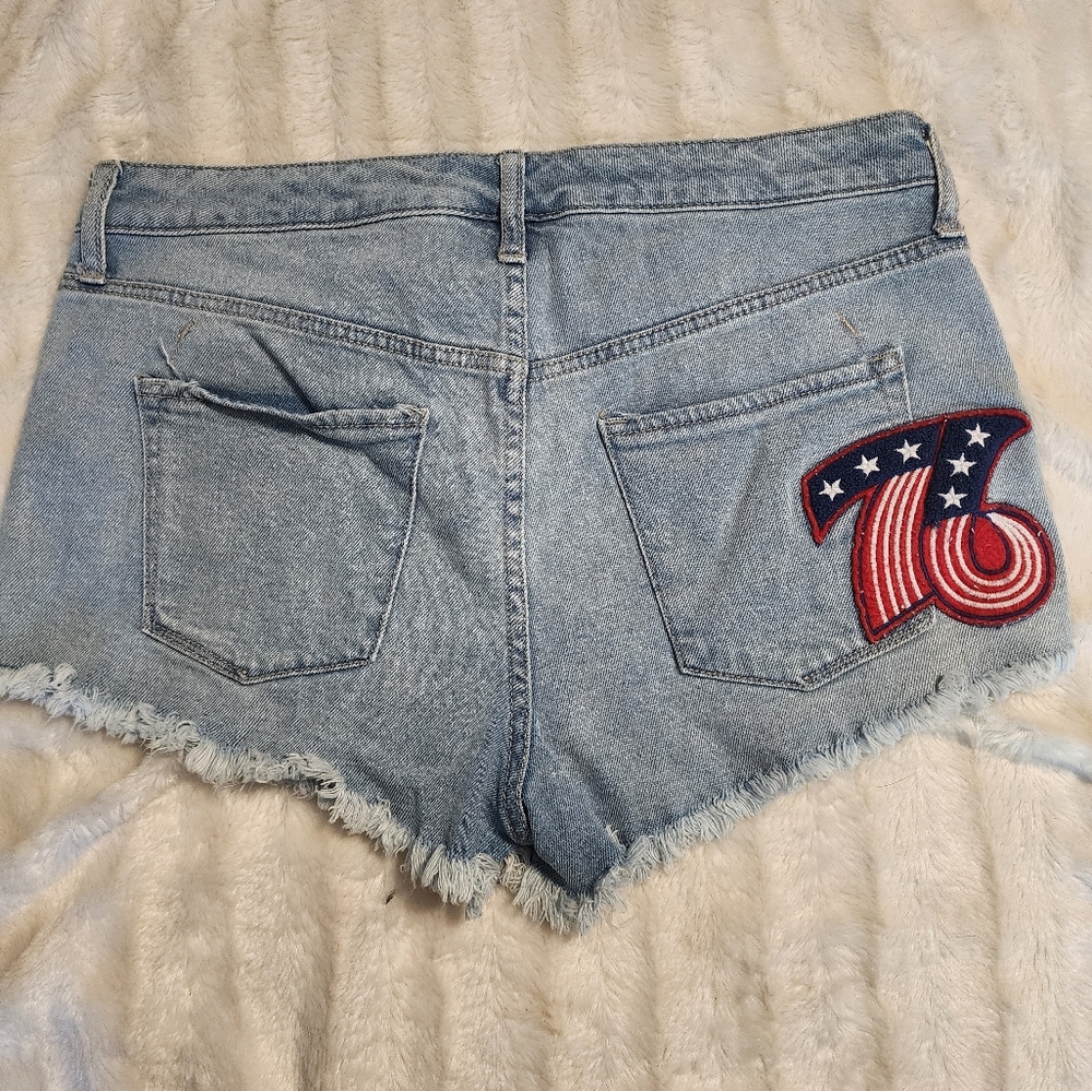 Adorable Repurposed Jean Shorts - Picture 9 of 10